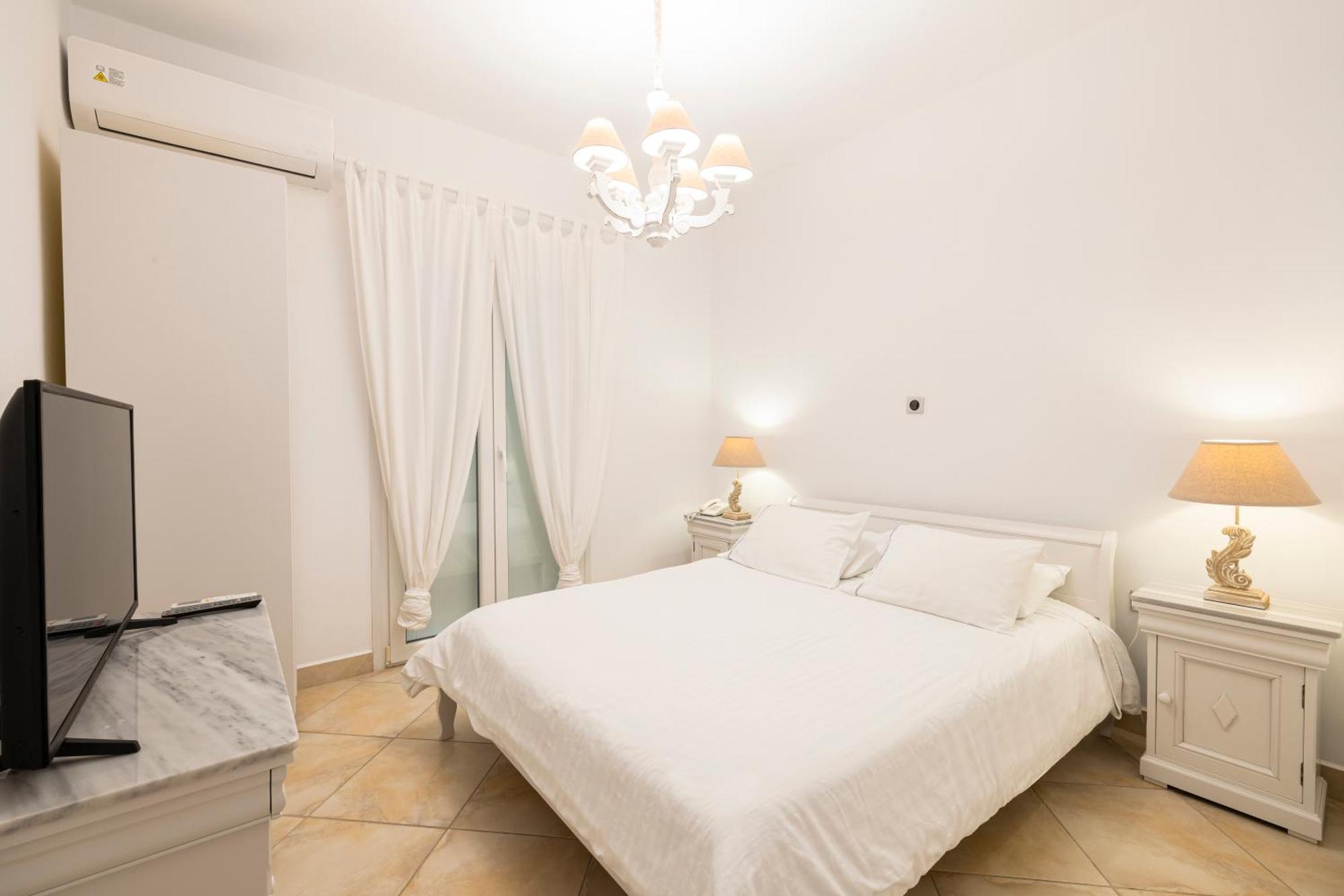 Paros Palace 部屋 写真